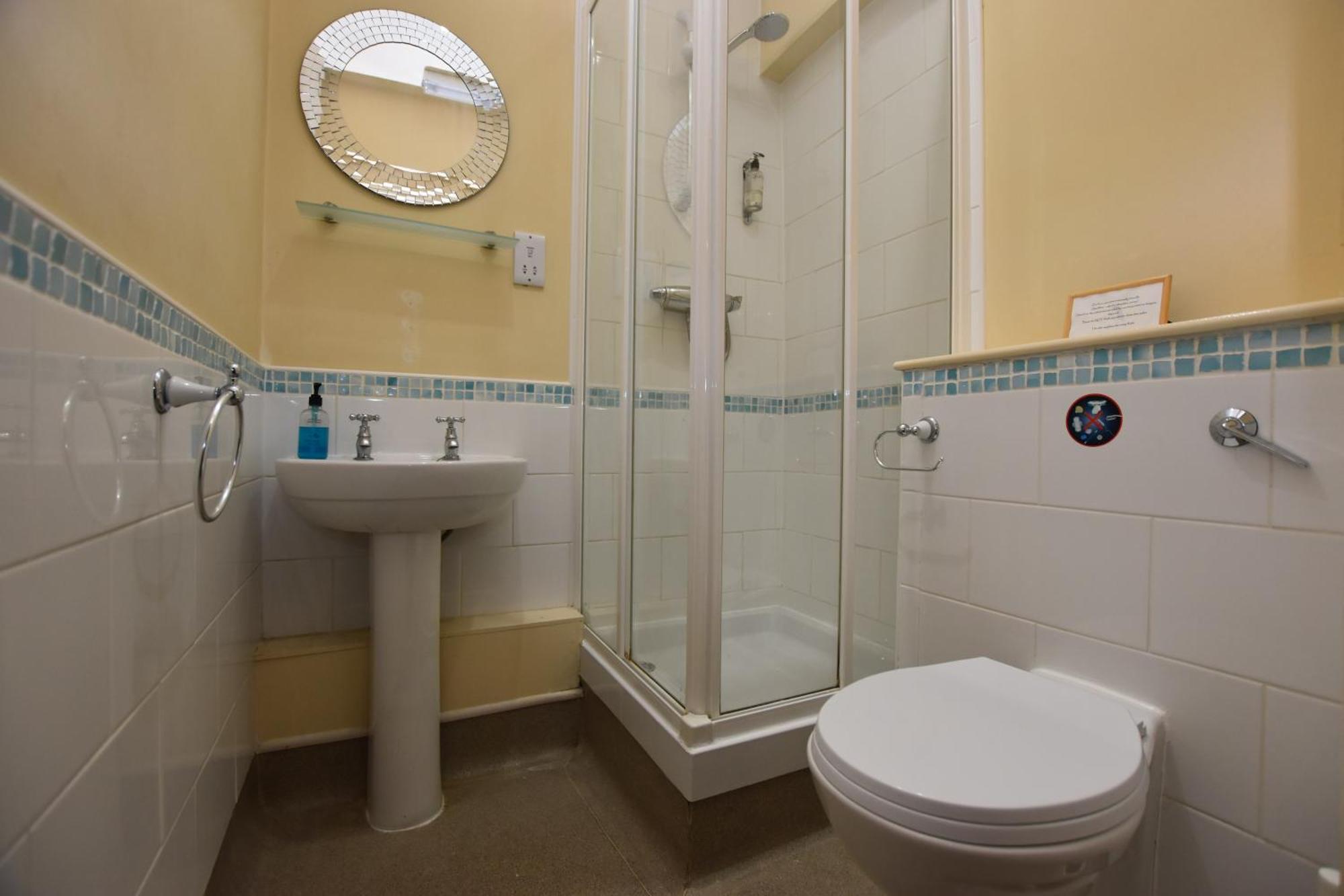 The Halford Bridge Inn Shipston-on-Stour Room photo